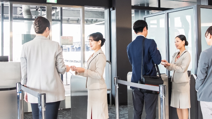 搭乗ゲートでの案内
